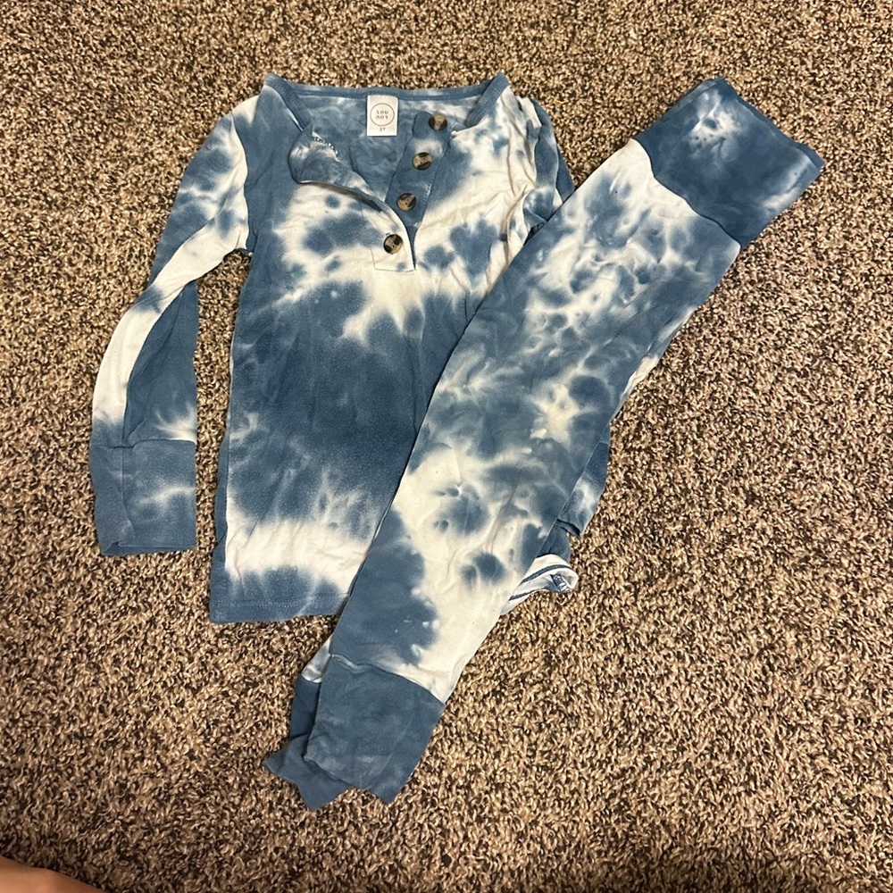Lou Lou and Company Pajamas 2T tie dye
